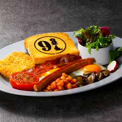 9と3/4番線オールデイブレックファスト2,200円(税込)※ドリンク付き/提供画像