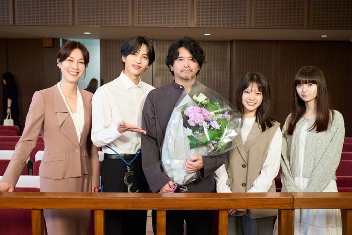 山本未來、志尊淳、萩原聖人、岸井ゆきの、齋藤飛鳥(C)日本テレビ