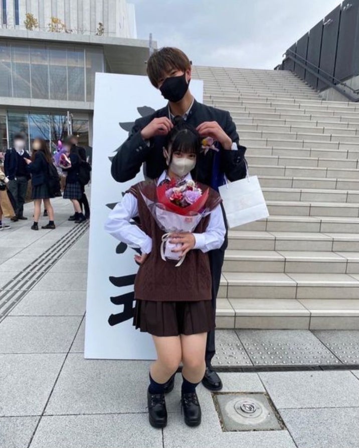 「今日好き」“るるたい”カップル、白間太陽の高校卒業式に実熊瑠琉駆けつける「最高のカップル」と反響