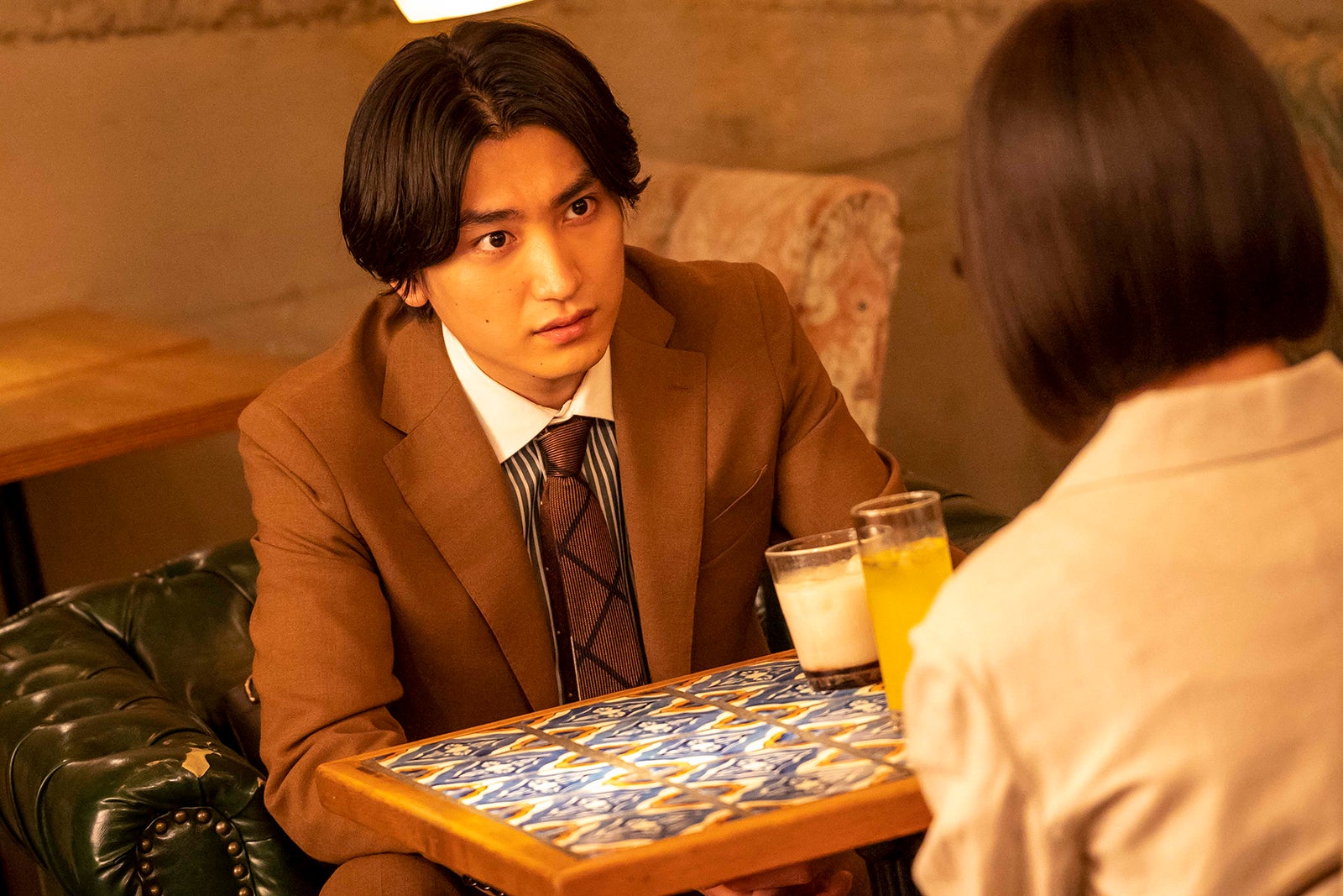 金子大地、波瑠／「魔法のリノベ」第3話より（C）カンテレ