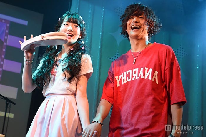 ゆらゆら、鈴木勤