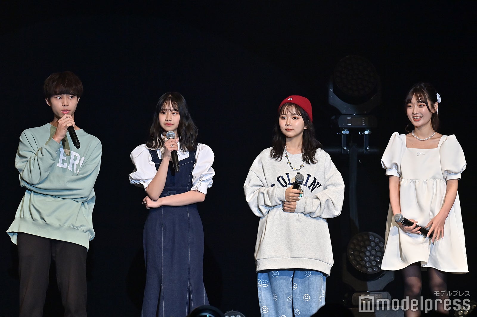 （C）モデルプレス