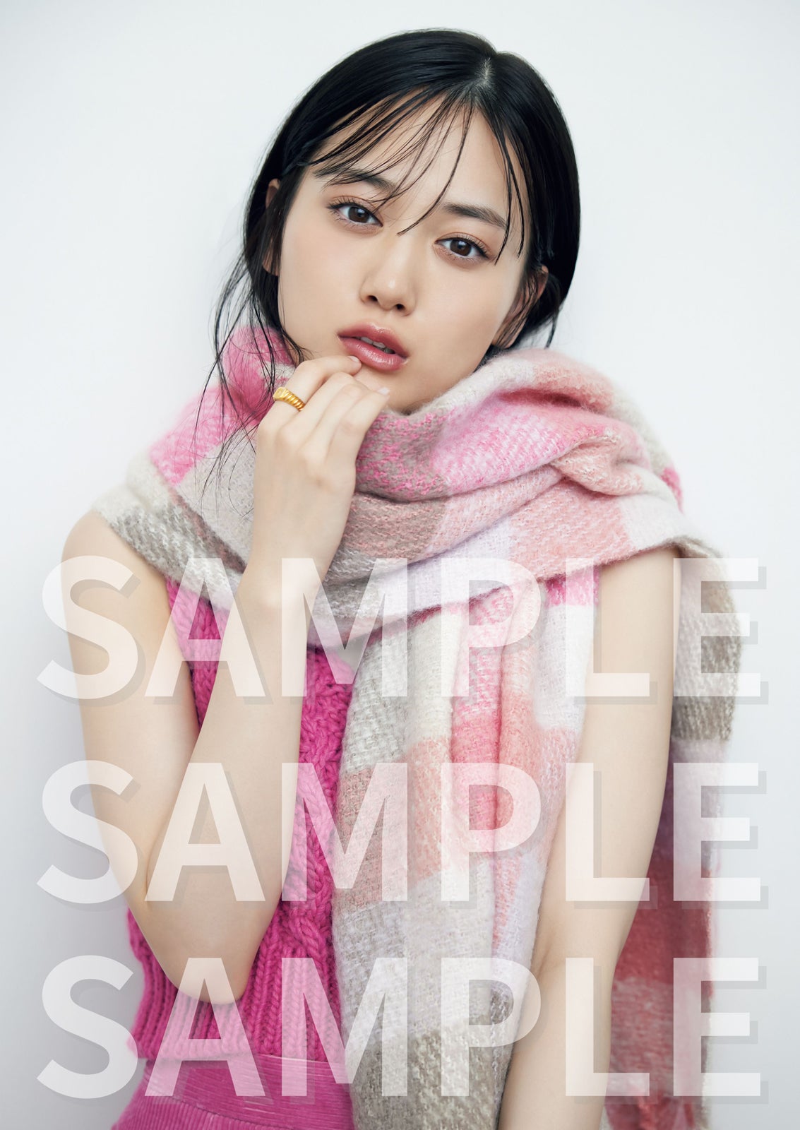 山下美月／セブンネット
ショッピング限定特典フォトカード（画像提供：小学館）