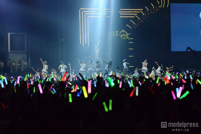 「AKB48 2013真夏のドームツアー～まだまだ、やらなきゃいけないことがある～」千秋楽