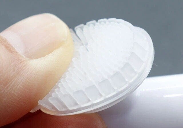 ダイソーの泡ポンプボトル（35mL）の先端