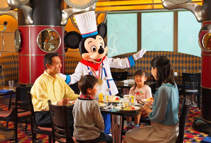 シェフ・ミッキー(C)Disney