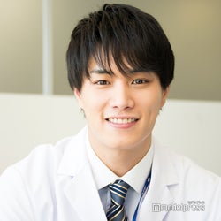 鈴木伸之、窪田正孝との恋のバトル「もっとバチバチ」に?月9「ラジエーションハウス」オリジナルCM撮影密着