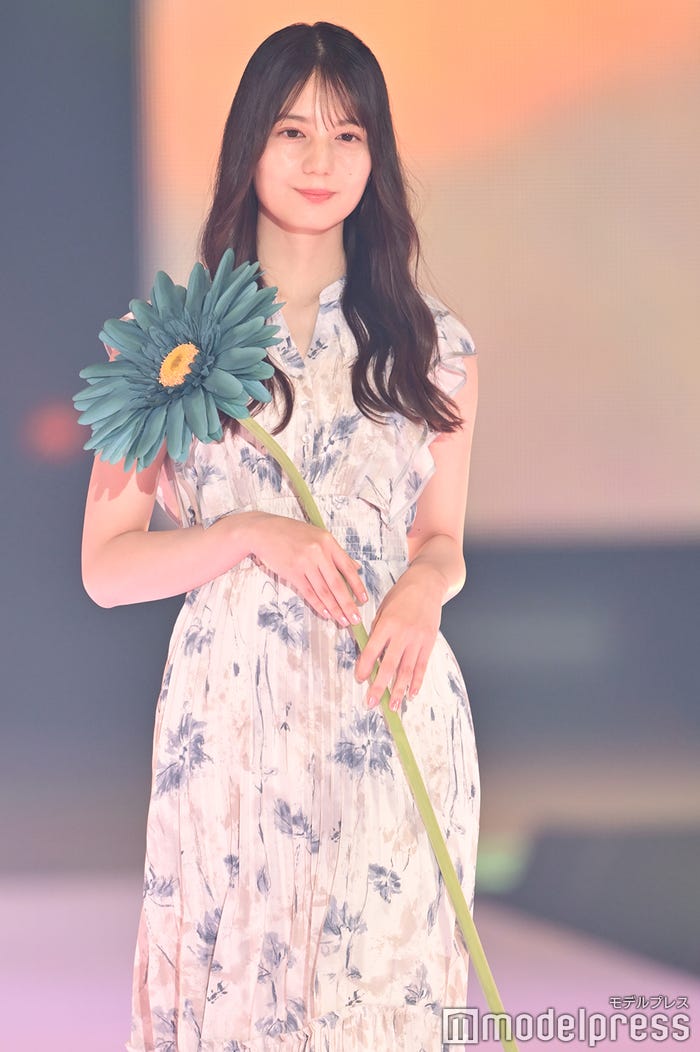 小坂菜緒(C)モデルプレス