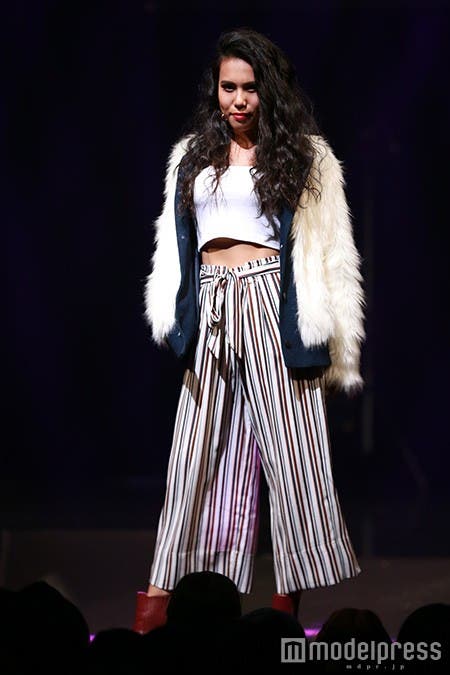 「FASHION LEADERS real3」ランウェイ