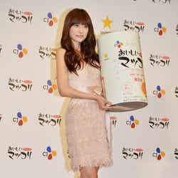 「マッコリ美人部」部長に就任したヨンア