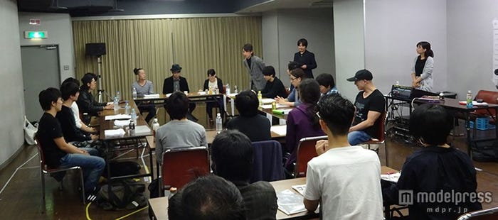 舞台「TRUMP」稽古初日(画像提供:所属事務所)