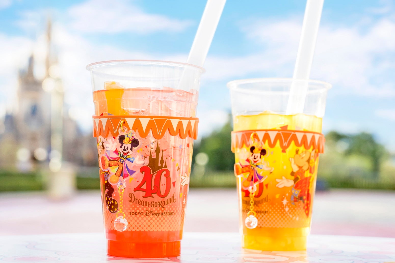 スーベニアドリンクマーカー／対象メニューに1個￥600でつけることができる（C）Disney