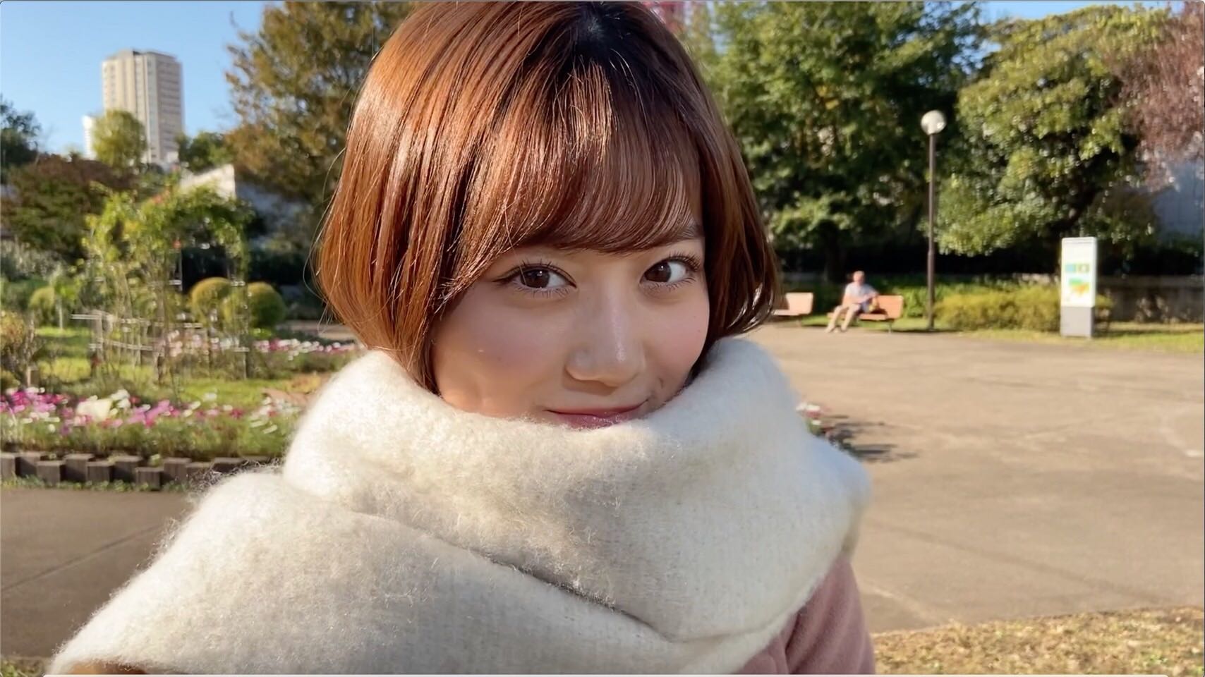 山下美月「待ってた？」（提供写真）