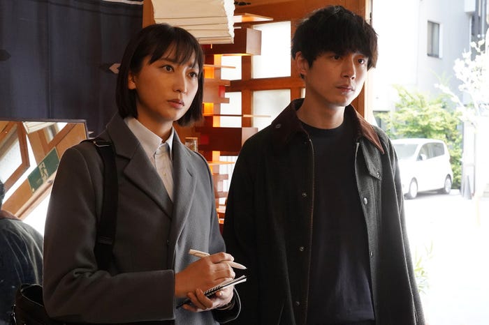 (左から)杏、坂口健太郎/「競争の番人」第6話より(C)フジテレビ
