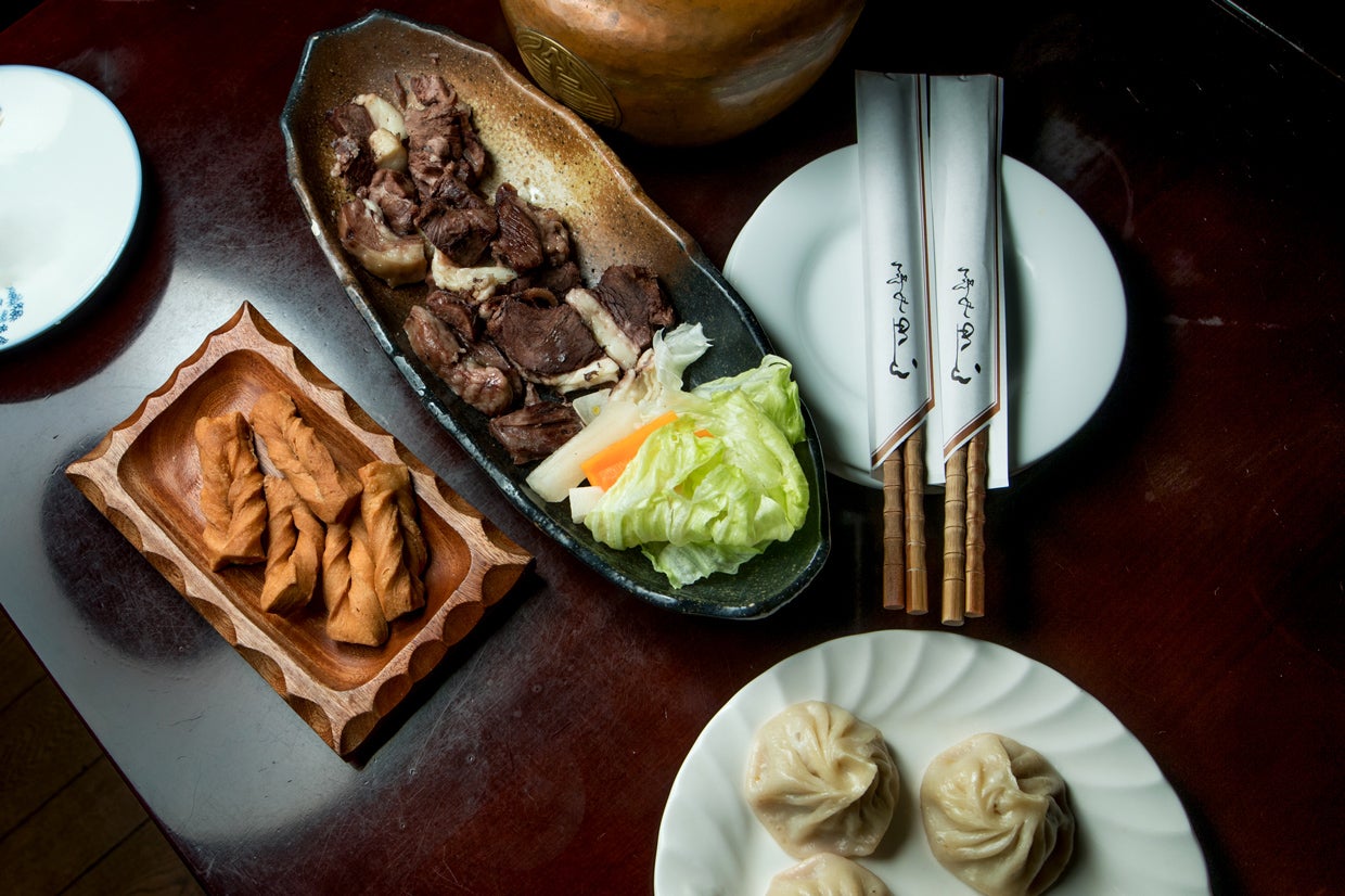 番組に登場する世界の朝食 （写真提供：MBS）