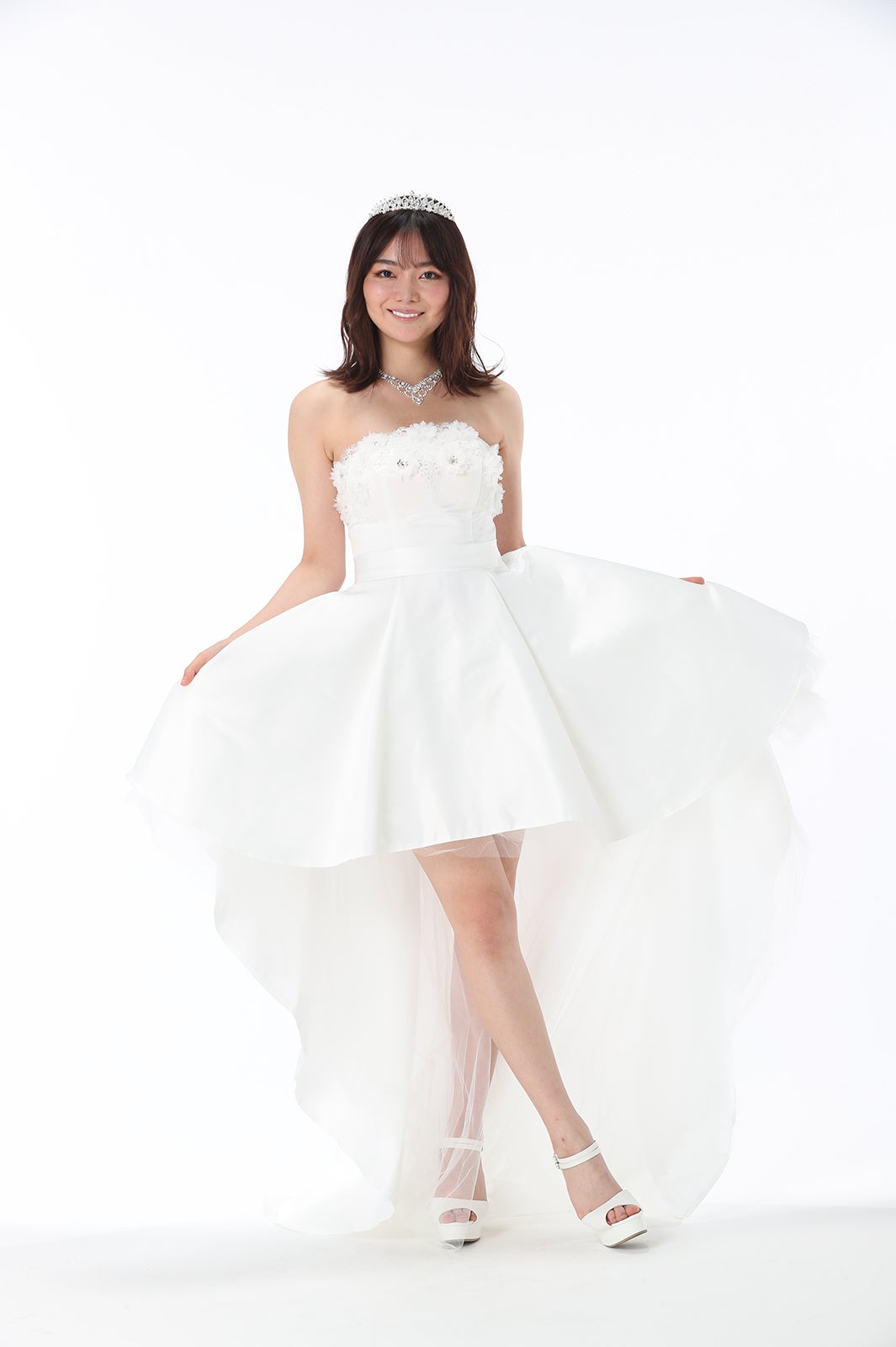 加藤叶華さん／整形後 （提供写真）