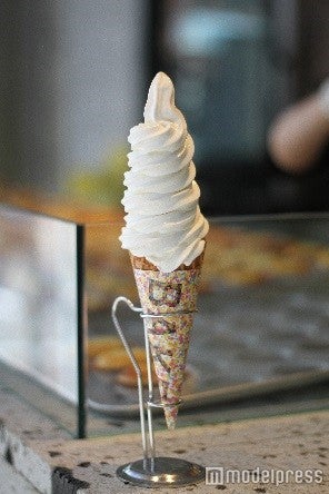 極上牛乳ソフト1個450円（税込）／画像提供：イクスピアリ