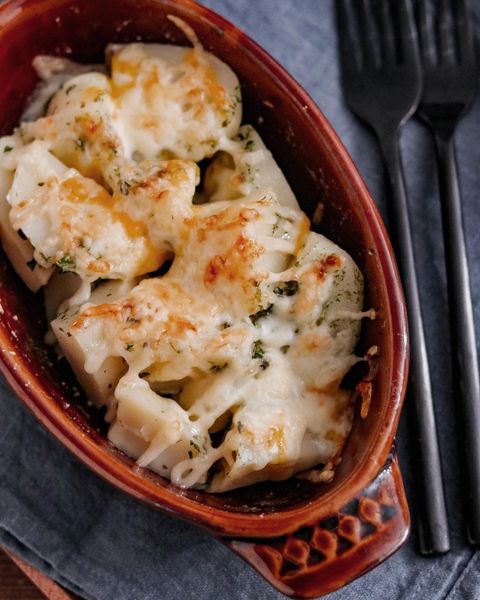 チキンのトマト煮に合う献立をご紹介 相性抜群の美味しい付け合わせ簡単レシピ モデルプレス チキンのトマト煮に合う献立をご紹介 相性抜群の美味しい付け合わせ簡単レシピ モデルプレス