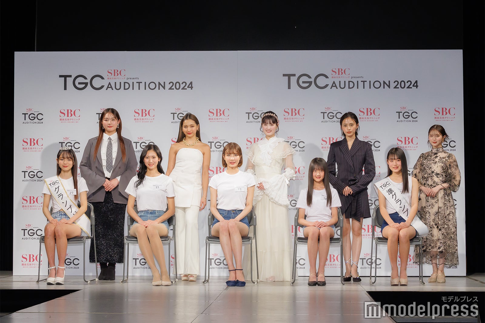 （後列左から）箭内夢菜、ゆきぽよ、鶴嶋乃愛、安⻫星来、市川美織（前列左から）湯淺凜子さん、對馬みちるさん、渡辺華音さん、稲永陽菜さん、大平衣符夏さん（C）モデルプレス