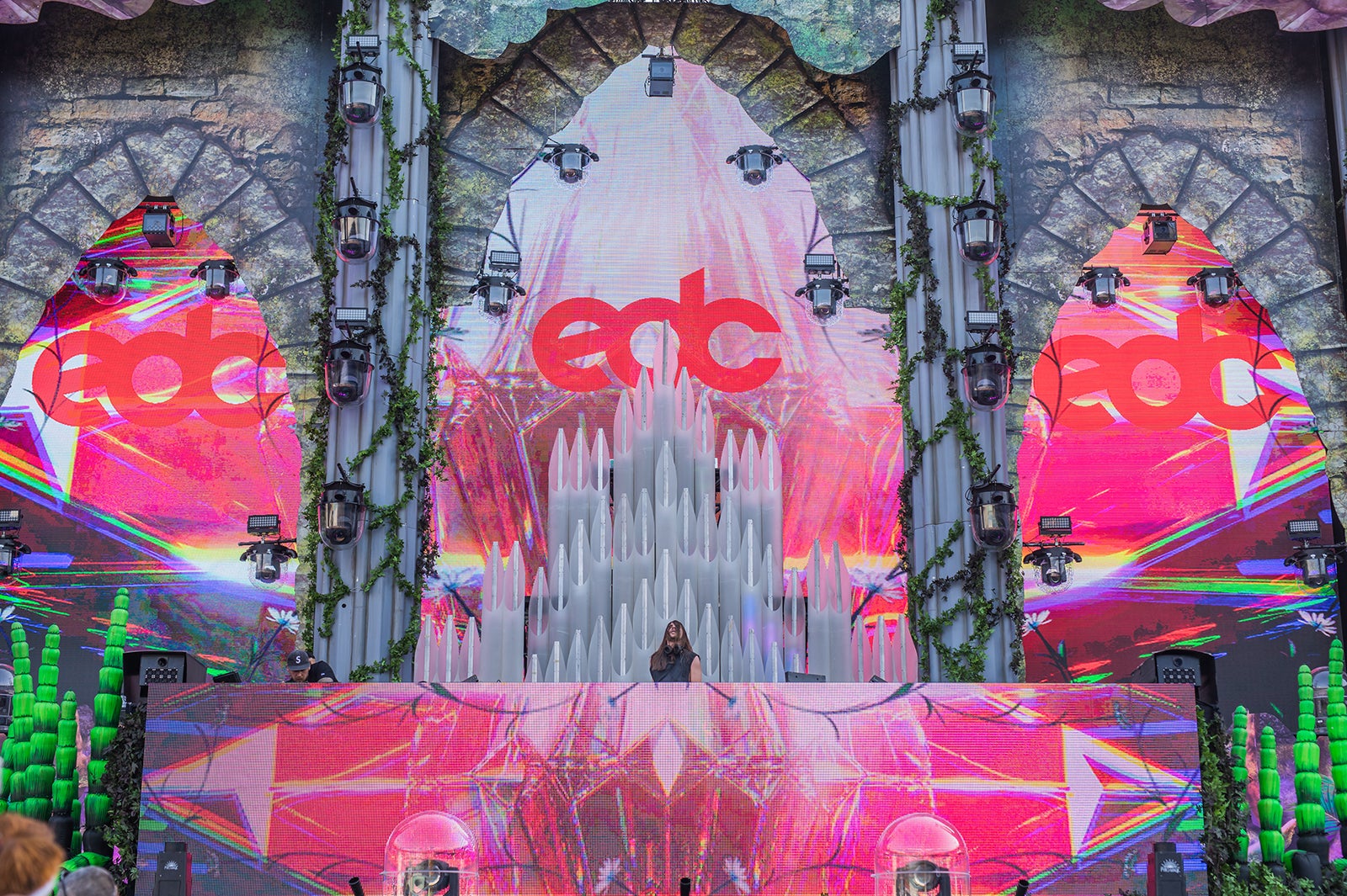 （C）Anthony-Djuren-for-Insomniac-3