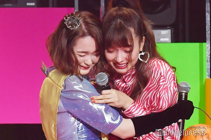 玉城ティナ、八木アリサ (C)モデルプレス