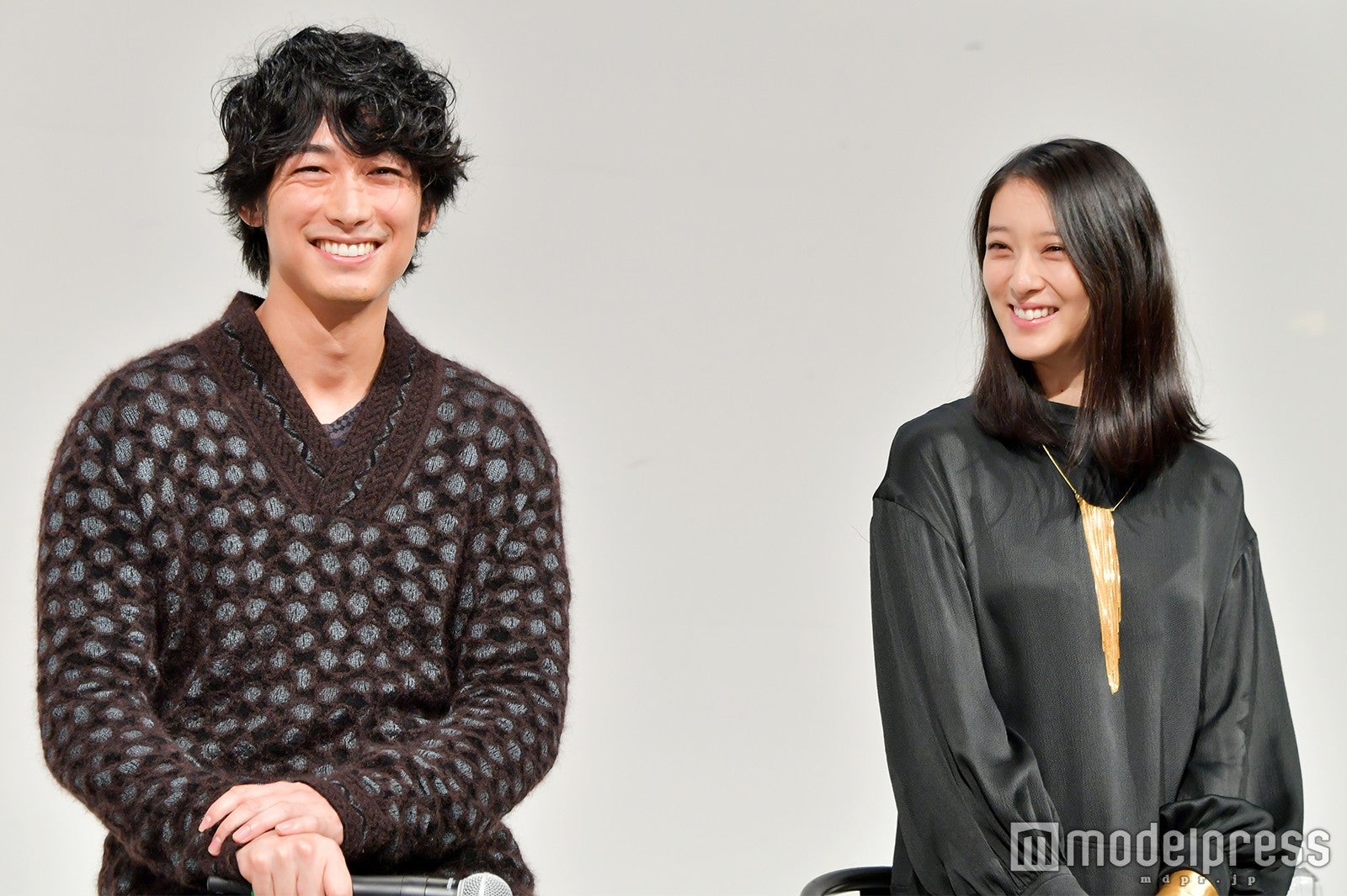 ディーン・フジオカ、武井咲（C）モデルプレス