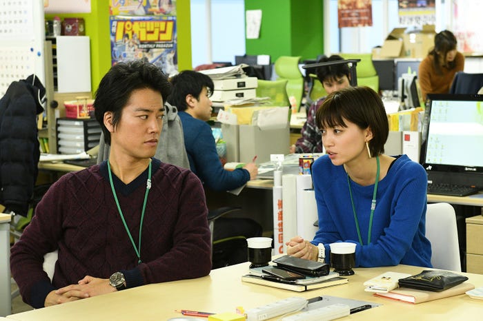 桐谷健太、田中真琴(C)TBS