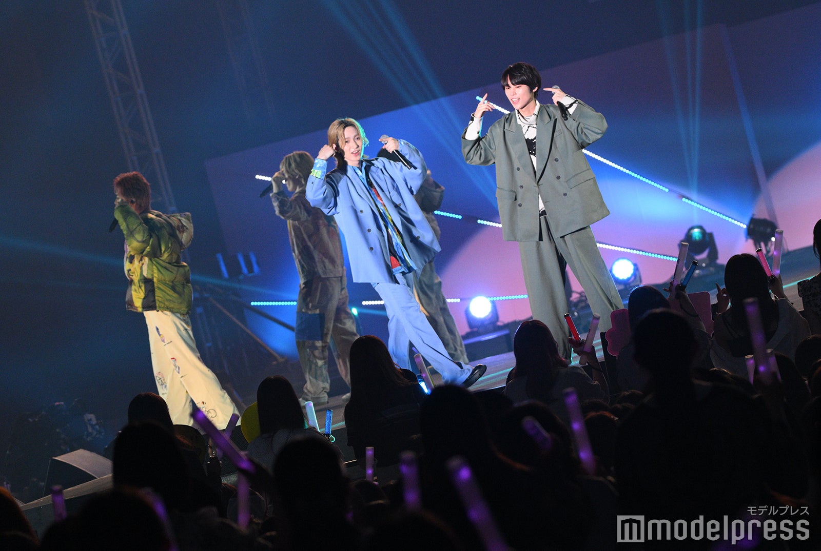 BUDDiiS（C）モデルプレス