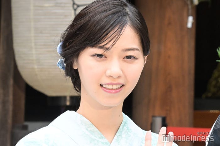 西野七瀬(C)モデルプレス