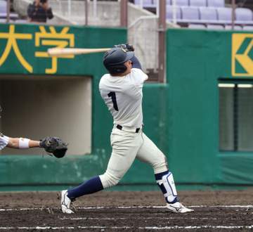 今秋ドラフト候補の大商大・春山が2死球のち通算10号3ラン！リーグ記録にあと2