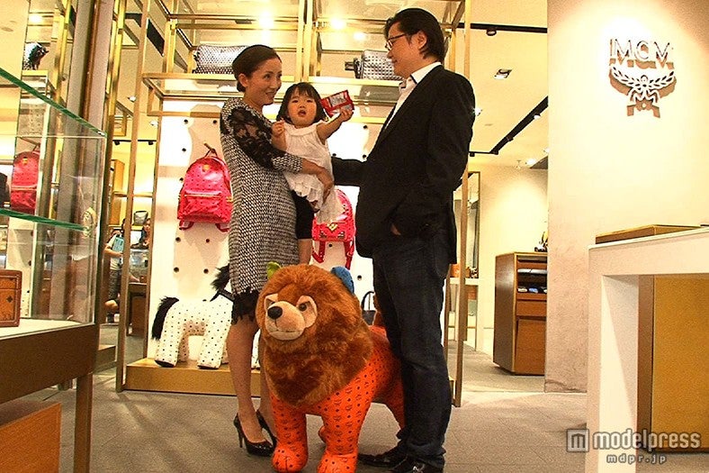 シンガポールの日本人妻・ユキさん、夫・ウォルターさん／画像提供：毎日放送