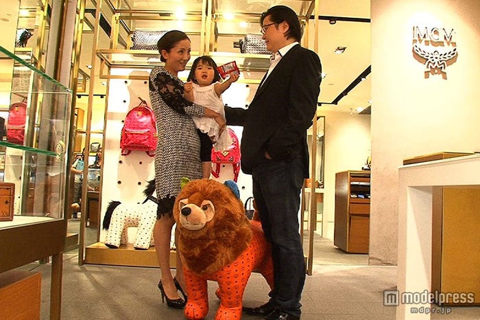 シンガポールの日本人妻・ユキさん、夫・ウォルターさん/画像提供:毎日放送