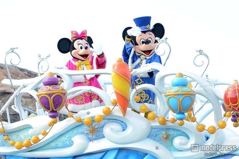 「カラフルホリデー・グリーティング」ミニー、ミッキー