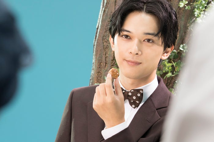 吉沢亮 新CMメイキング(提供写真)