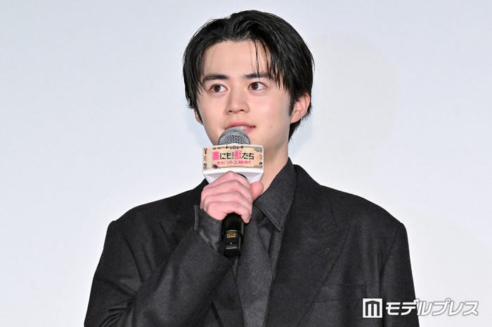 鈴鹿央士(C)モデルプレス