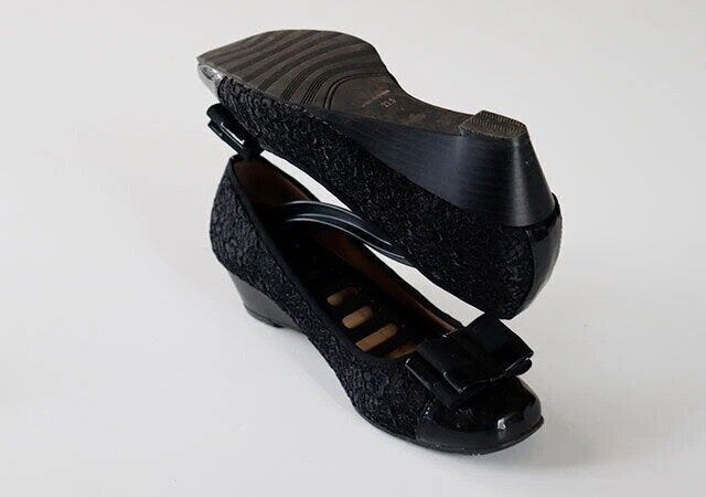 ダイソー　シューズスタンド