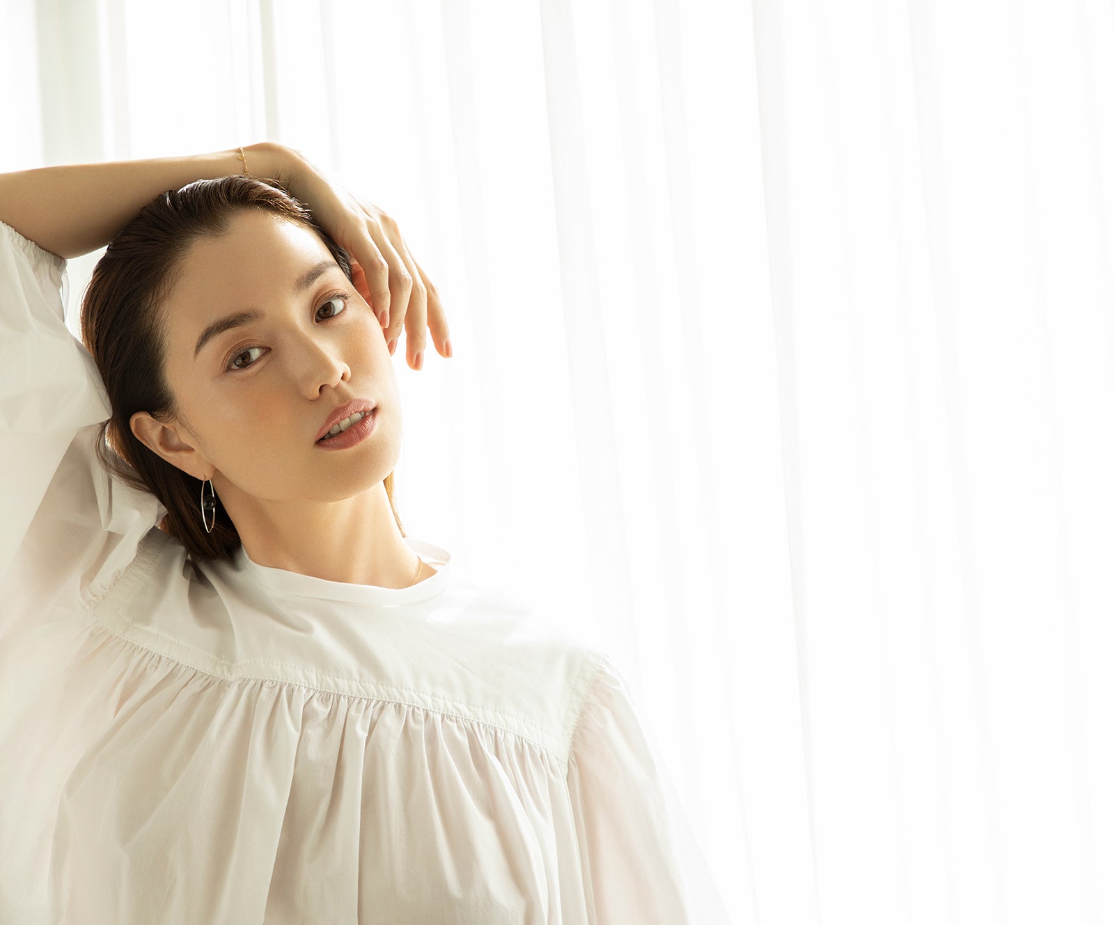 蛯原友里（画像提供：宝島社）