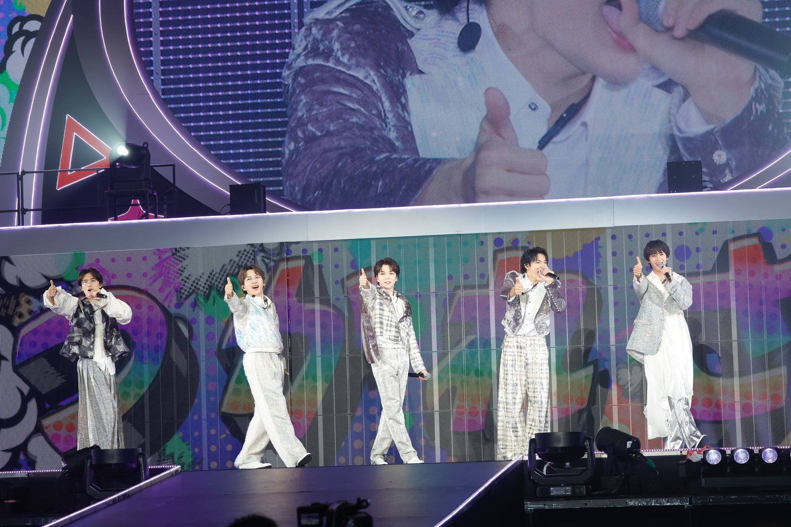 M!LK（撮影：笹森健一、小坂茂雄、高橋まりな）