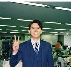 モデルプレス - 生田斗真の弟・生田竜聖アナ、ピースで結婚祝福「2人末長くの2」
