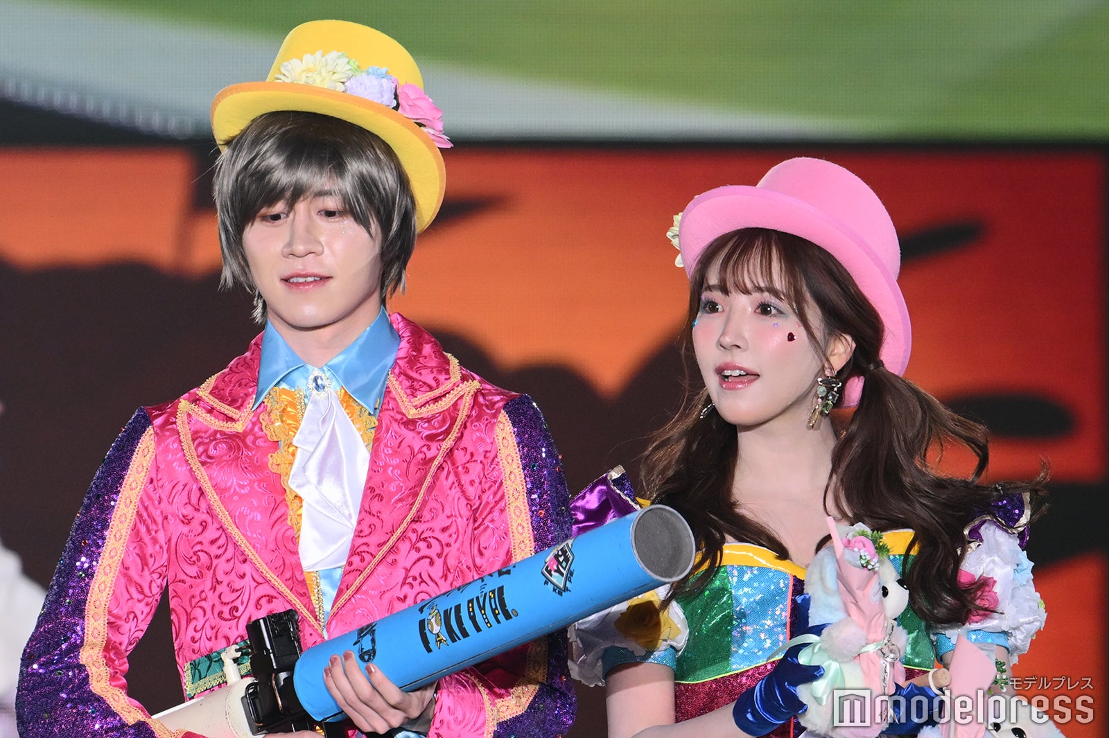 カノックスター、三上悠亜（C）モデルプレス