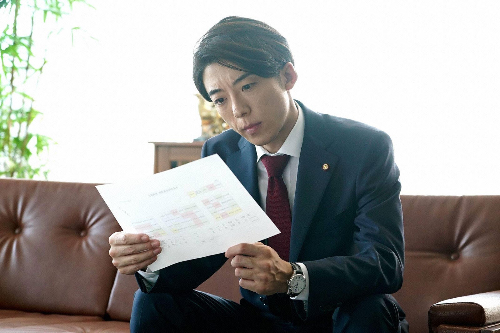 高橋一生／「民衆の敵」第2話より（C）フジテレビ