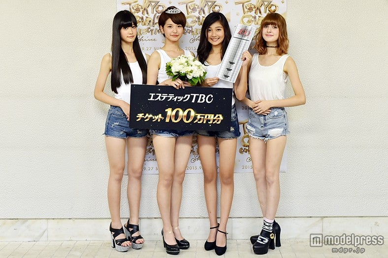 生見愛瑠さん、塗木莉緒さん、涼海花音さん、カストロ ナタリアさん