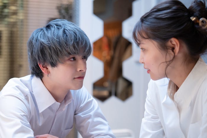 新原泰佑、久保乃々花「私が獣になった夜~好きになっちゃいけない~」第2話(C)AbemaTV, Inc.