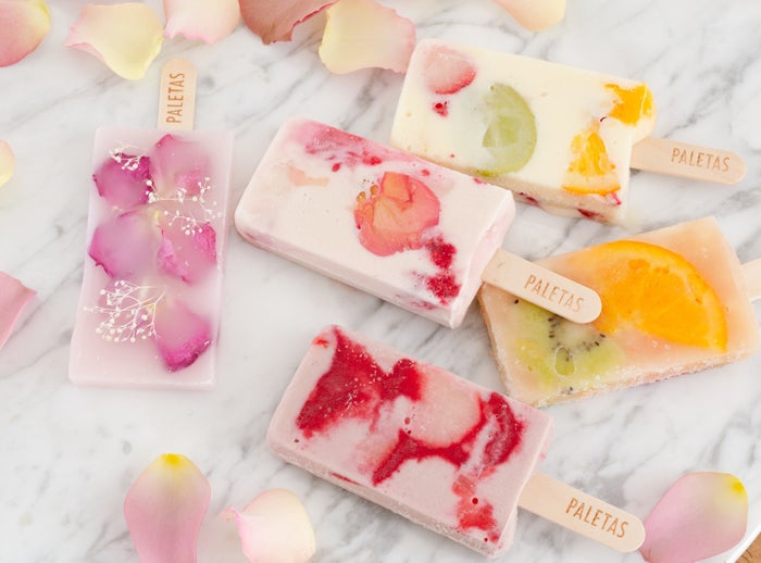 日比谷花壇をイメージしたアイス「ローズ」／画像提供：日比谷花壇