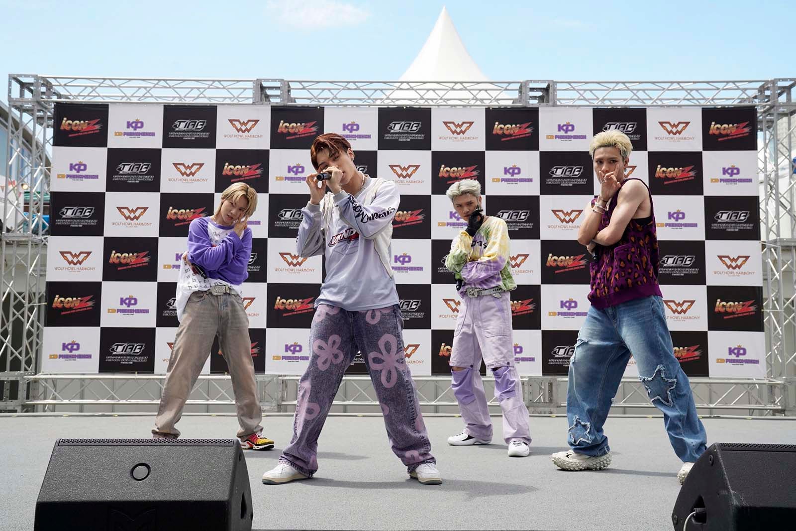 WOLF HOWL HARMONY（左から）HIROTO、GHEE、RYOJI、SUZUKI（提供写真）