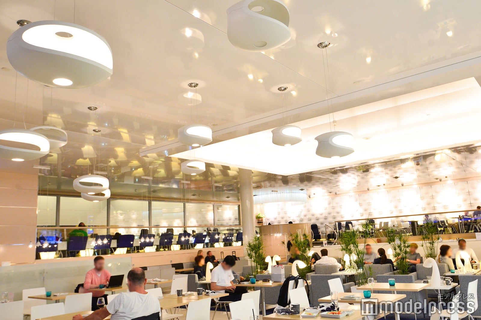 ヴァンター空港のラウンジ （C）モデルプレス