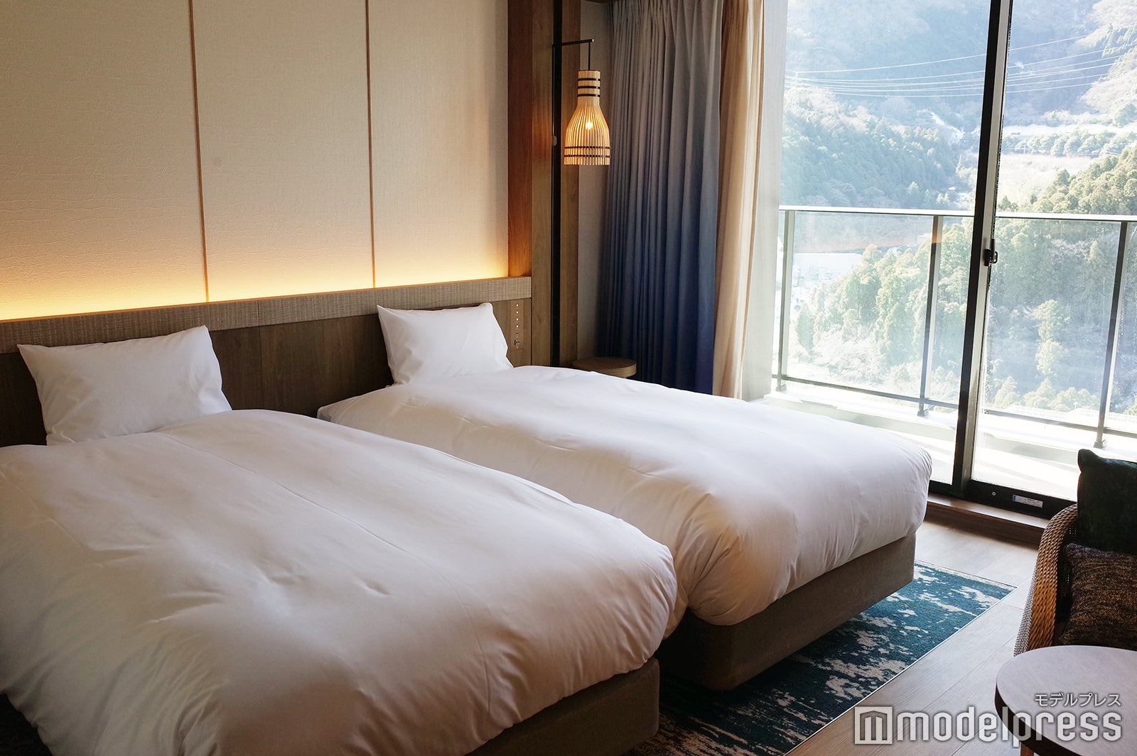 カジュアルルーム（山側）（C）モデルプレス