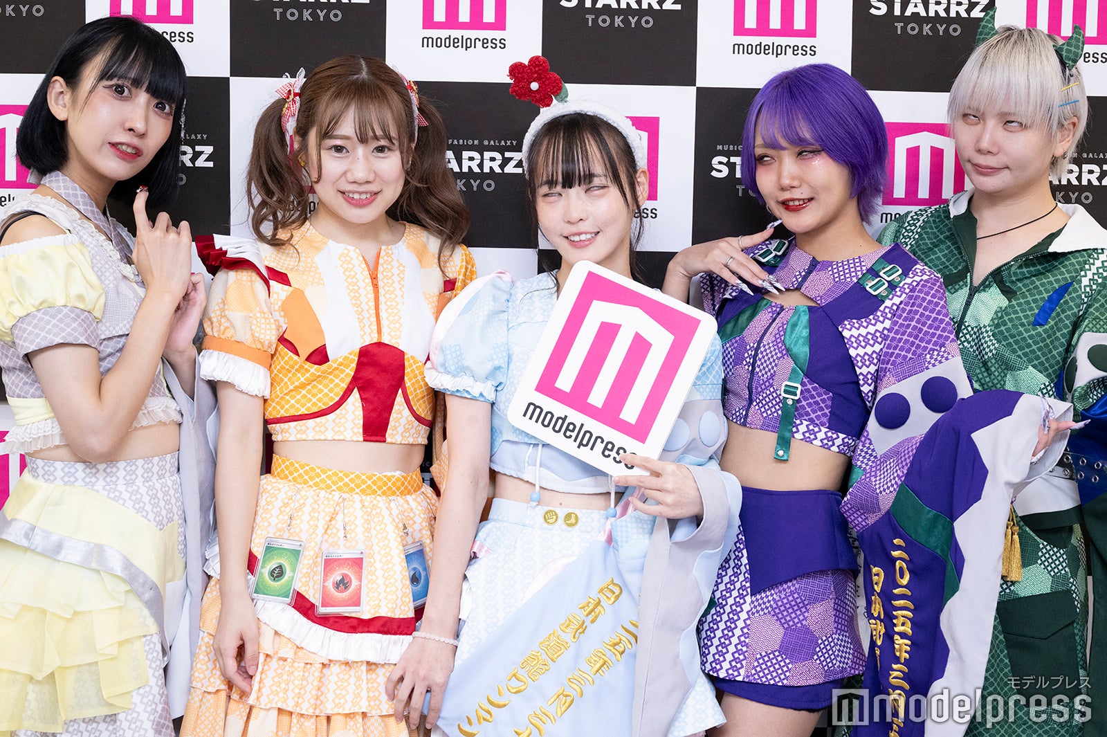 にっぽんワチャチャ／（左から）中村Ame、高橋Yagura、鈴木Mob.、渡辺Lili、遠藤Nozomi（C）モデルプレス