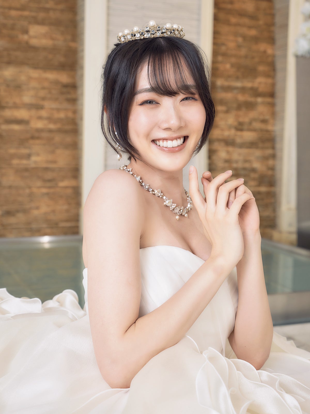 鶴見萌 （画像提供：トランスワールドジャパン）