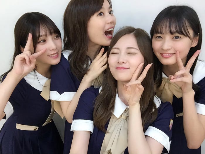 乃木坂46(左から:与田祐希、生田絵梨花、白石麻衣、遠藤さくら)/提供写真
